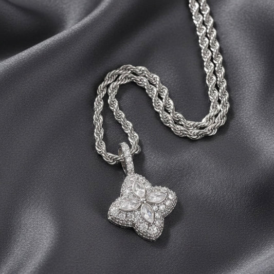 Icy Clover Chain
