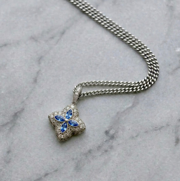 Icy Clover Chain