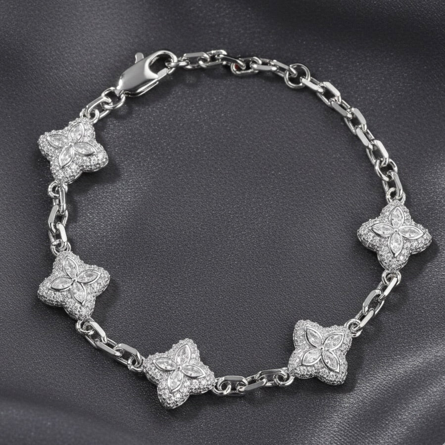 Icy Clover Bracelet